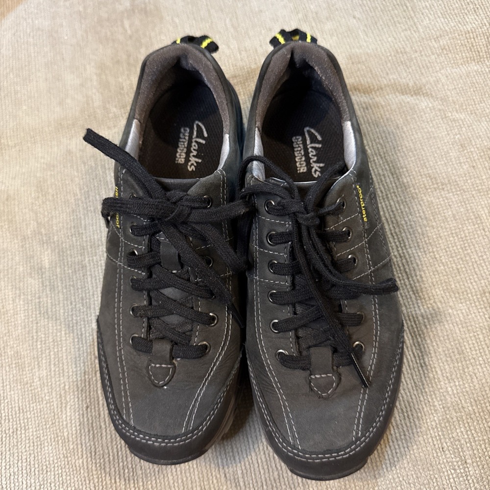 Clarks Women's Wave Walk Trek Shoe Black Nubuck Waterproof Hiking Sneaker 5‎ M